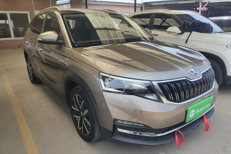 Used Skoda Kamiq 2018 1.5L Automatic Comfort Edition China VI Standard Front Right 45 Deg