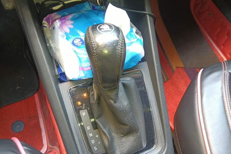 Used Skoda Kamiq 2018 1.5L Automatic Comfort Edition China V Standard Gear Lever