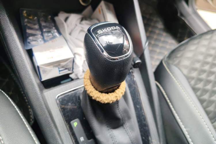 Used Skoda Kamiq 2018 1.5L Automatic Comfort Edition China V Standard Gear Lever
