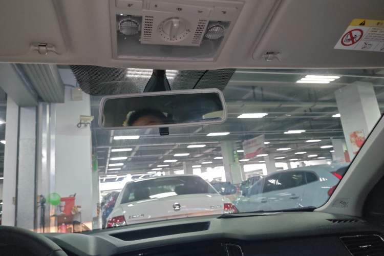 Used Skoda Kamiq 2018 1.5L Automatic Comfort Edition China VI Standard Headliner