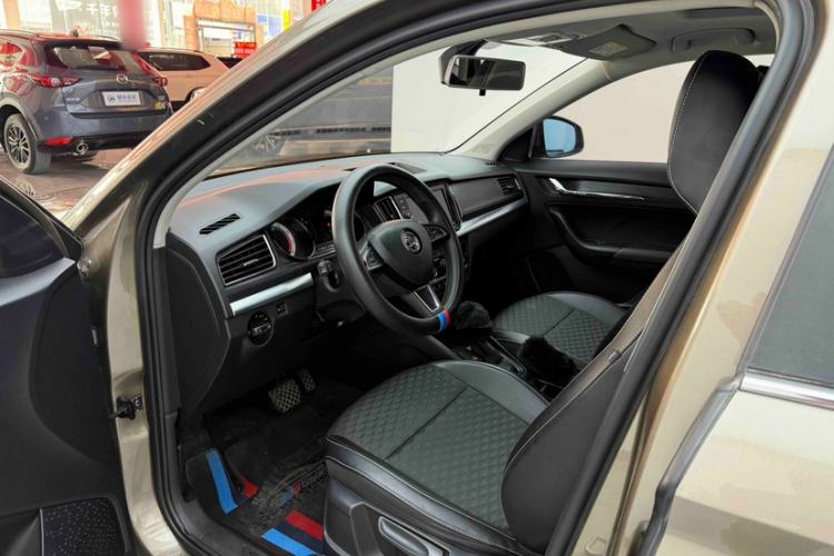 Used Skoda Kamiq 2018 1.5L Automatic Comfort Edition China VI Standard Interior 6