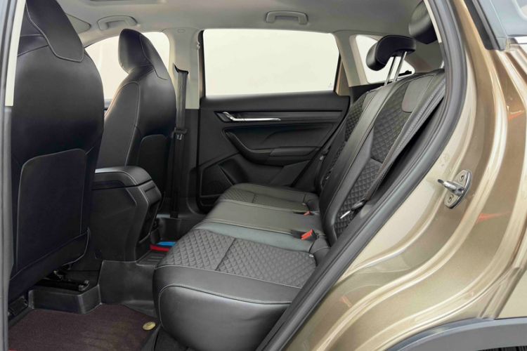 Used Skoda Kamiq 2018 1.5L Automatic Comfort Edition China VI Standard Interior 7