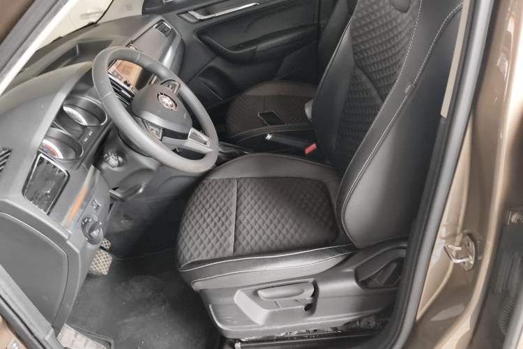 Used Skoda Kamiq 2018 1.5L Automatic Comfort Edition China VI Standard Left Front Seat