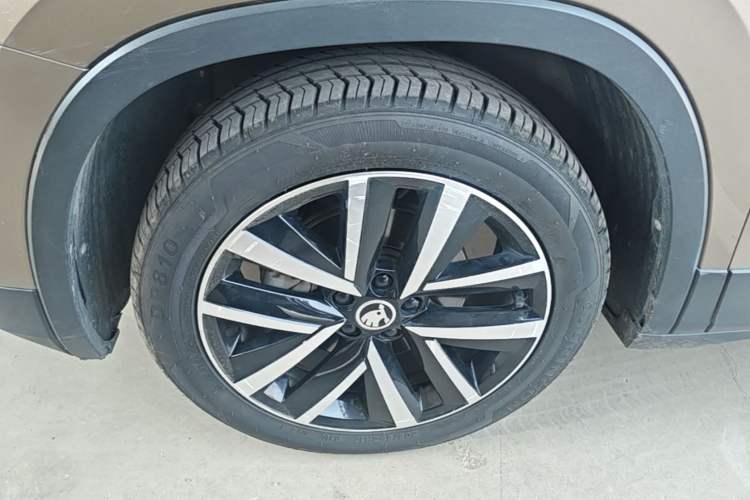 Used Skoda Kamiq 2018 1.5L Automatic Comfort Edition China V Standard Left Front Wheel Hub