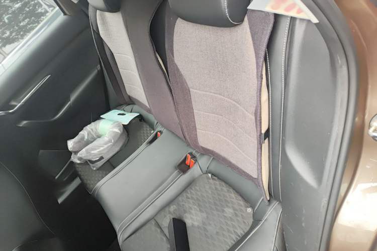 Used Skoda Kamiq 2018 1.5L Automatic Comfort Edition China V Standard Left Rear Seat