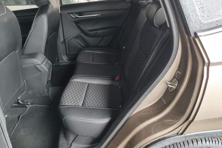 Used Skoda Kamiq 2018 1.5L Automatic Comfort Edition China VI Standard Left Rear Seat