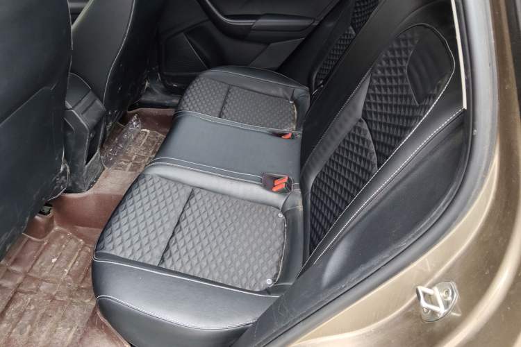 Used Skoda Kamiq 2018 1.5L Automatic Comfort Edition China VI Standard Left Rear Seat