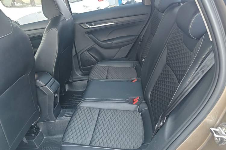 Used Skoda Kamiq 2018 1.5L Automatic Comfort Edition China V Standard Left Rear Seat