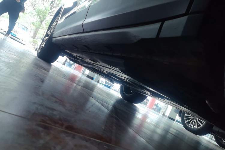 Used Skoda Kamiq 2018 1.5L Automatic Comfort Edition China VI Standard Left Side Sill