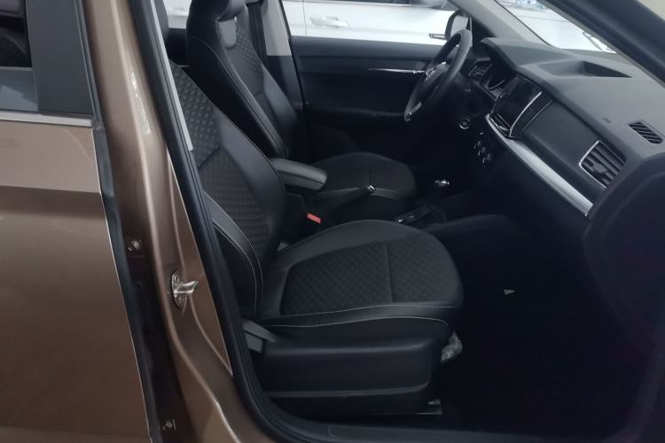 Used Skoda Kamiq 2018 1.5L Automatic Comfort Edition China VI Standard Right Front Seat