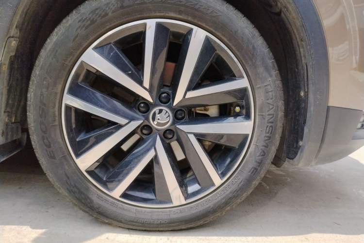 Used Skoda Kamiq 2018 1.5L Automatic Comfort Edition China V Standard Right Front Wheel Hub