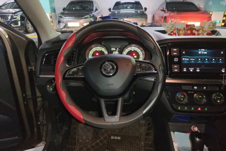Used Skoda Kamiq 2018 1.5L Automatic Comfort Edition China VI Standard Steering Wheel