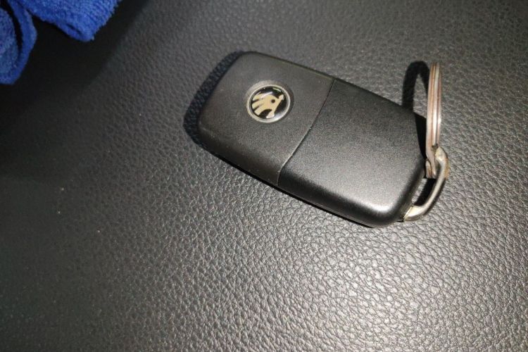 Used Skoda Kamiq 2018 1.5L Automatic Comfort Edition China VI Standard Vehicle Key