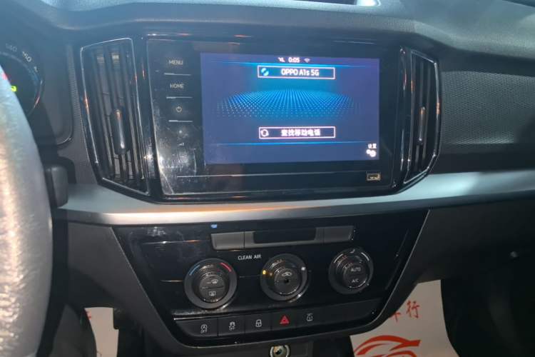 Used Skoda Kamiq 2020 1.5L Automatic Comfort Edition Audio And AC Panel