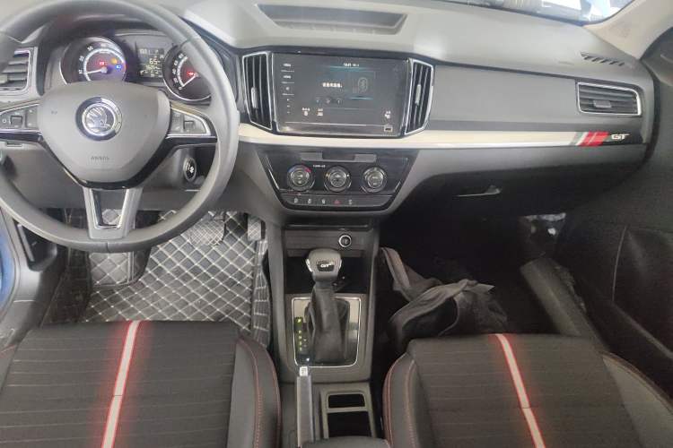 Used Skoda Kamiq 2020 GT 1.5L Automatic Flagship Model China VI Standard Audio And AC Panel
