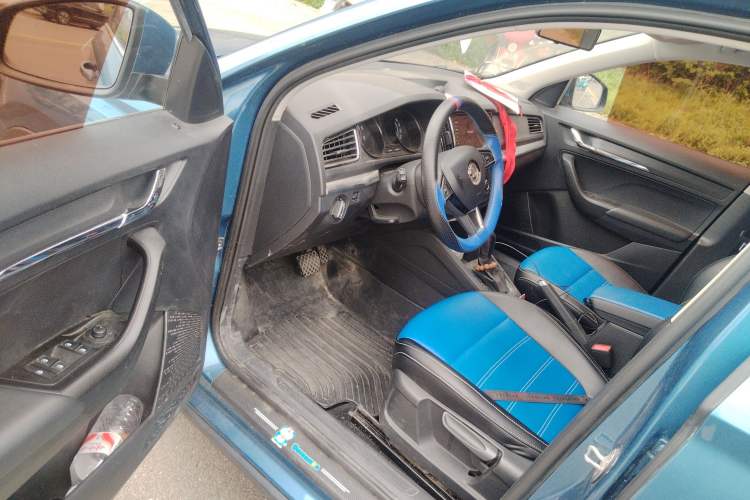 Used Skoda Kamiq 2020 1.5L Automatic Comfort Edition Driver Seat