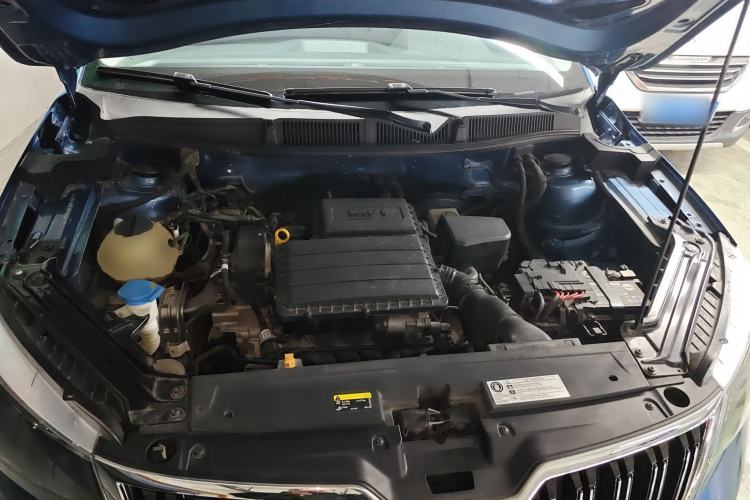 Used Skoda Kamiq 2020 1.5L Automatic Comfort Edition Engine Bay