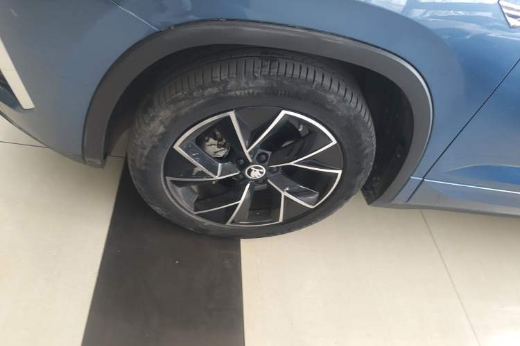 Used Skoda Kamiq 2020 GT 1.5L Automatic Flagship Model China VI Standard Exterior 4