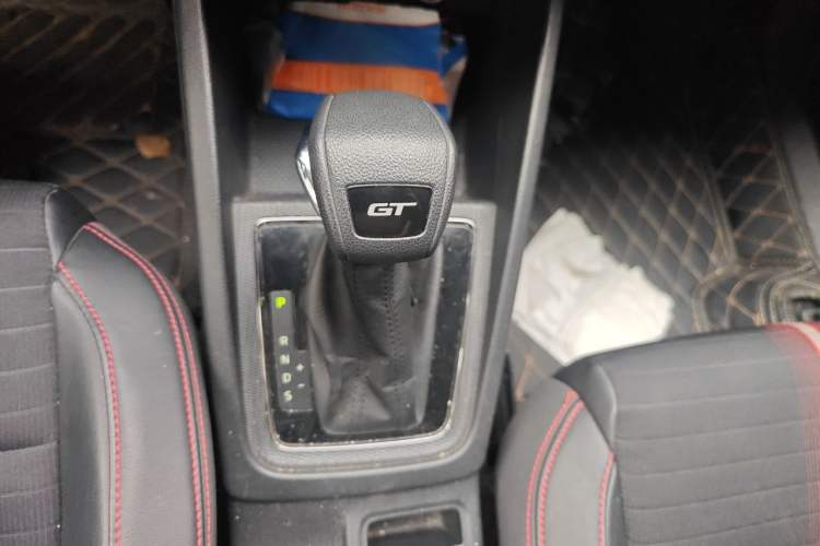 Used Skoda Kamiq 2020 GT TSI 230 DSG Flagship Edition China VI standard Gear Lever