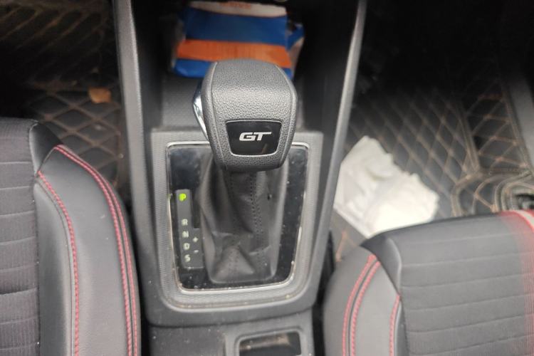 Used Skoda Kamiq 2020 GT TSI 230 DSG Flagship Edition China VI standard Gear Lever