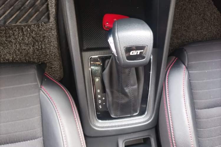 Used Skoda Kamiq 2020 GT 1.5L Automatic Flagship Model China VI Standard Gear Lever