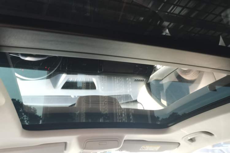 Used Skoda Kamiq 2020 GT TSI 230 DSG Flagship Edition China VI standard Headliner