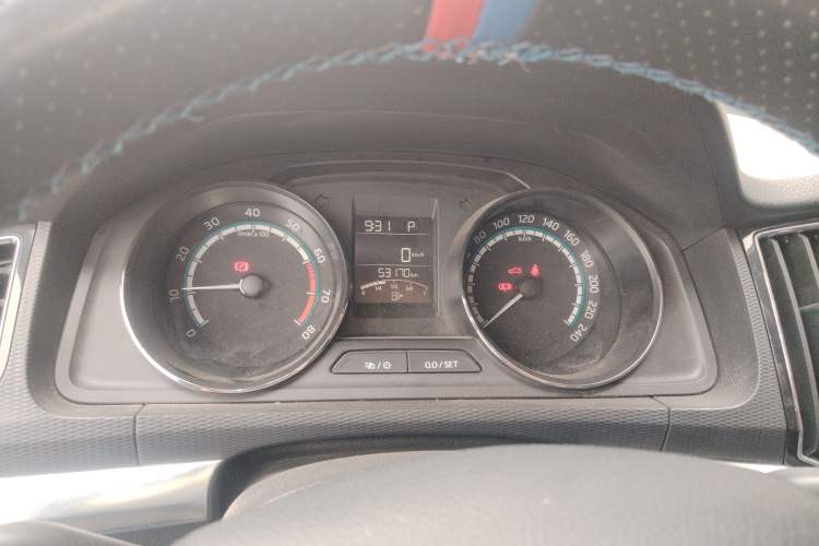 Used Skoda Kamiq 2020 1.5L Automatic Comfort Edition Instrument Cluster