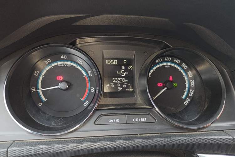 Used Skoda Kamiq 2020 1.5L Automatic Comfort Edition Instrument Cluster