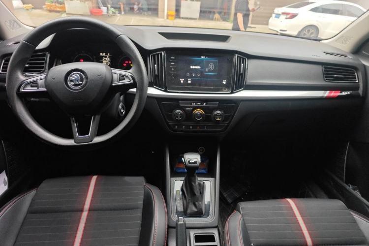 Used Skoda Kamiq 2020 GT TSI 230 DSG Flagship Edition China VI standard Interior 2