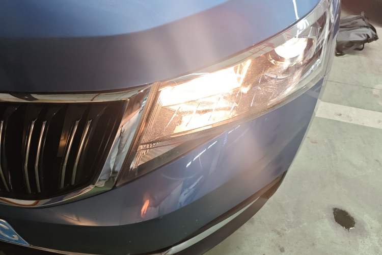 Used Skoda Kamiq 2020 1.5L Automatic Comfort Edition Left Front Headlight
