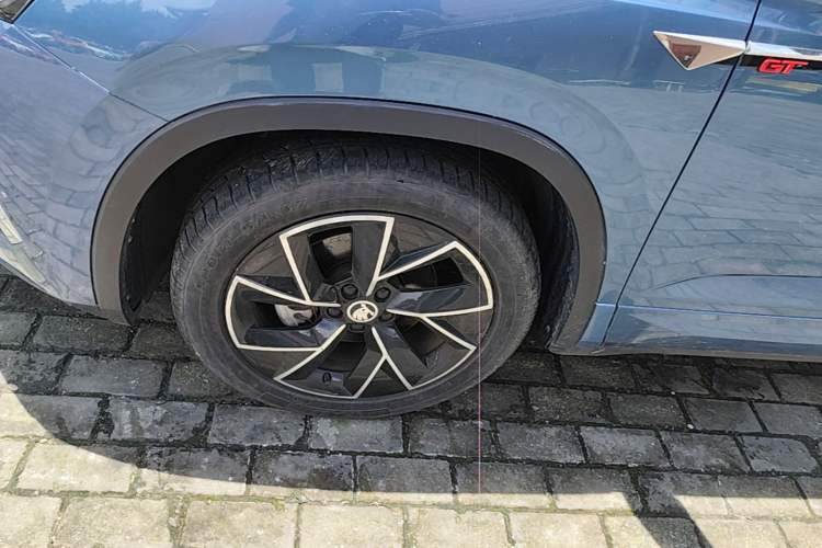 Used Skoda Kamiq 2020 GT TSI 230 DSG Flagship Edition China VI standard Left Front Wheel Hub