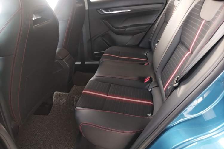 Used Skoda Kamiq 2020 GT 1.5L Automatic Flagship Model China VI Standard Left Rear Seat