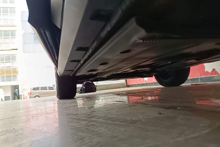 Used Skoda Kamiq 2020 1.5L Automatic Comfort Edition Left Side Sill