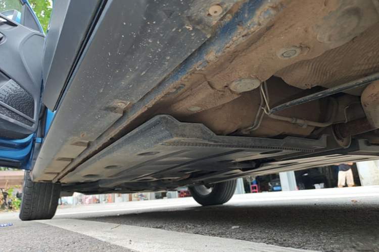 Used Skoda Kamiq 2020 1.5L Automatic Comfort Edition Left Side Sill