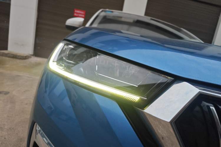 Used Skoda Kamiq 2020 GT TSI 230 DSG Flagship Edition China VI standard Right Front Headlight