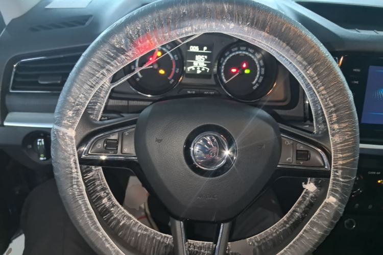 Used Skoda Kamiq 2020 1.5L Automatic Comfort Edition Steering Wheel