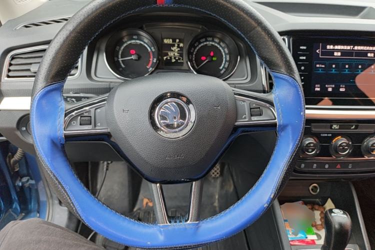 Used Skoda Kamiq 2020 1.5L Automatic Comfort Edition Steering Wheel