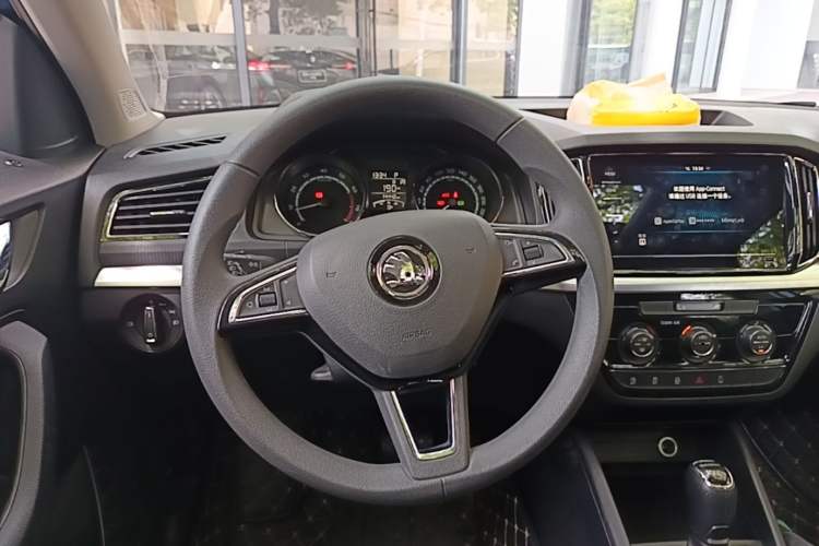 Used Skoda Kamiq 2020 1.5L Automatic Comfort Edition Steering Wheel