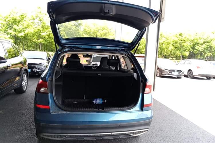 Used Skoda Kamiq 2020 1.5L Automatic Comfort Edition Trunk