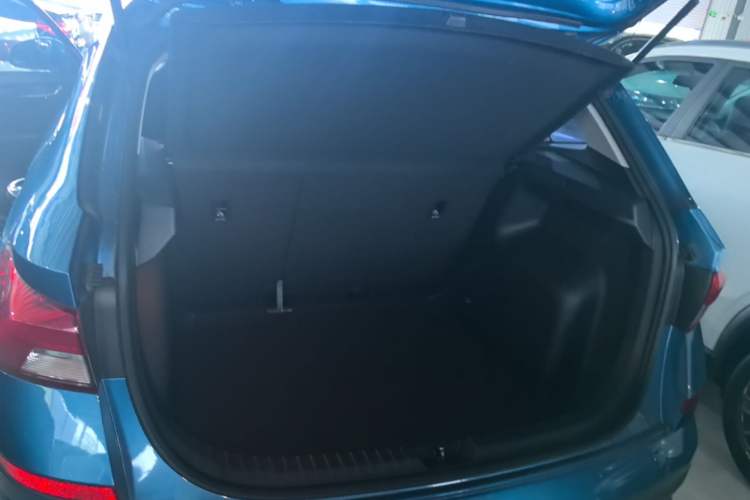 Used Skoda Kamiq 2020 1.5L Automatic Comfort Edition Trunk
