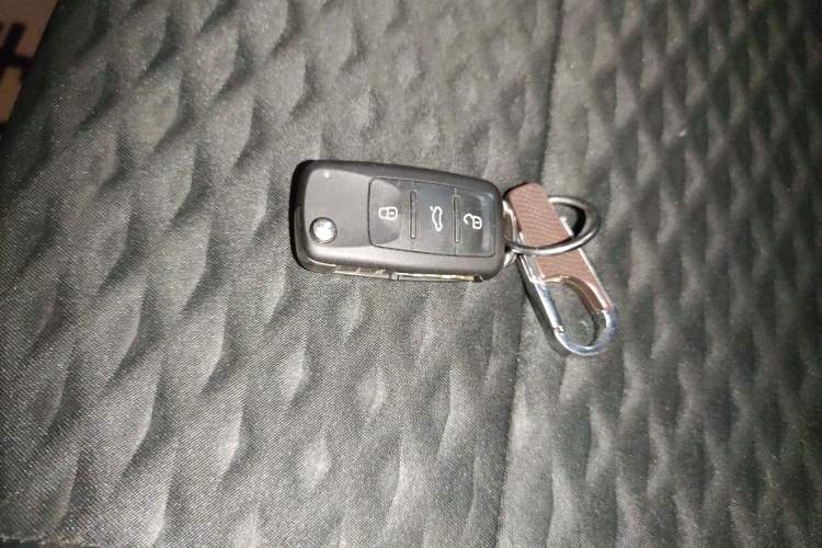 Used Skoda Kamiq 2020 1.5L Automatic Comfort Edition Vehicle Key