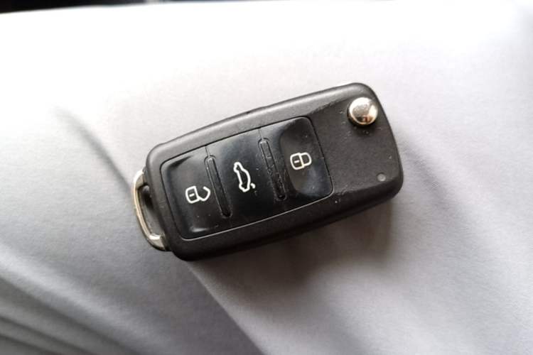 Used Skoda Kamiq 2020 1.5L Automatic Comfort Edition Vehicle Key