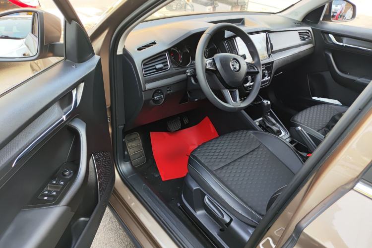 Used Skoda Kamiq 2020 1.5L Automatic Comfort Edition Driver Seat