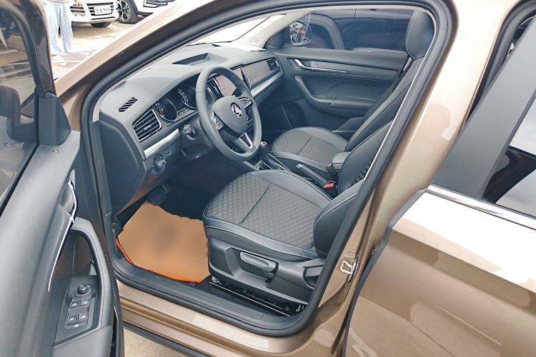 Used Skoda Kamiq 2020 1.5L Automatic Comfort Edition Driver Seat