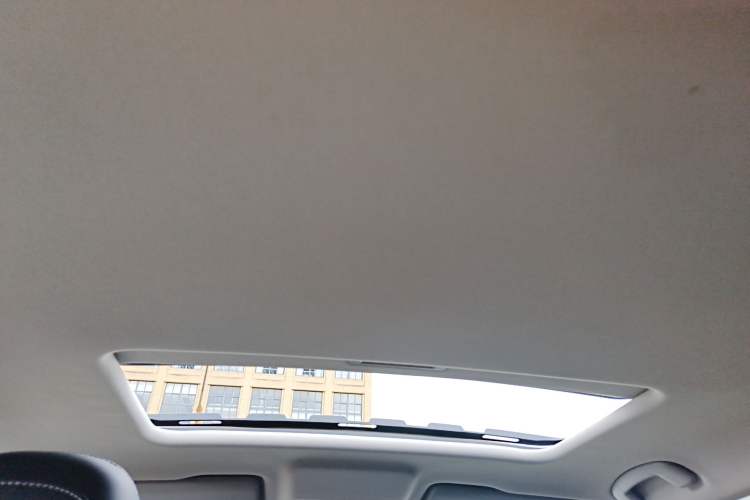 Used Skoda Kamiq 2020 1.5L Automatic Comfort Edition Headliner