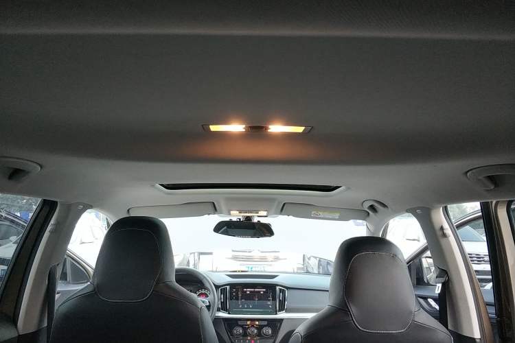Used Skoda Kamiq 2020 1.5L Automatic Comfort Edition Headliner