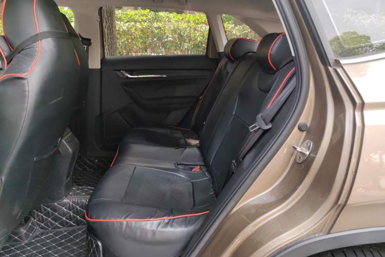 Used Skoda Kamiq 2020 1.5L Automatic Comfort Edition Interior 4