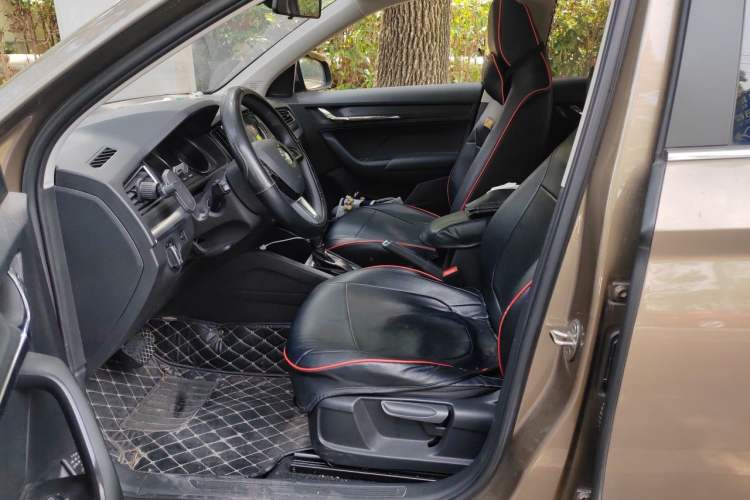 Used Skoda Kamiq 2020 1.5L Automatic Comfort Edition Left Front Seat