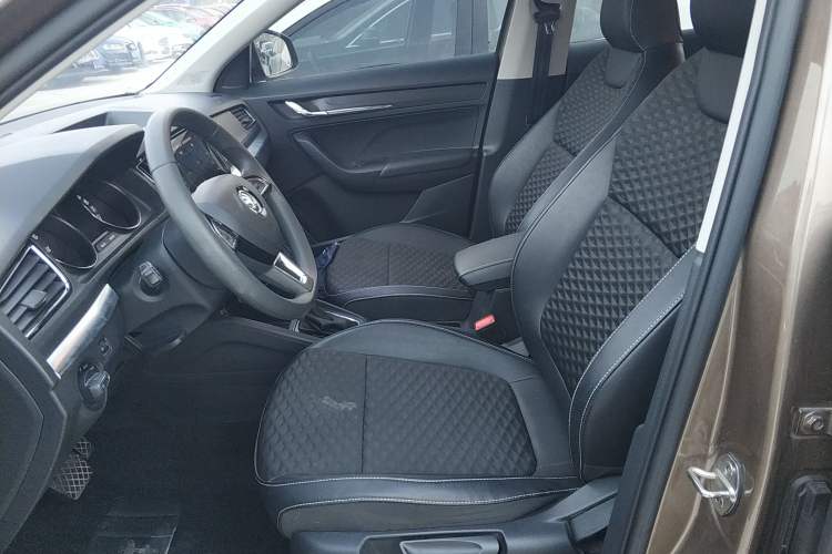 Used Skoda Kamiq 2020 1.5L Automatic Comfort Edition Left Front Seat