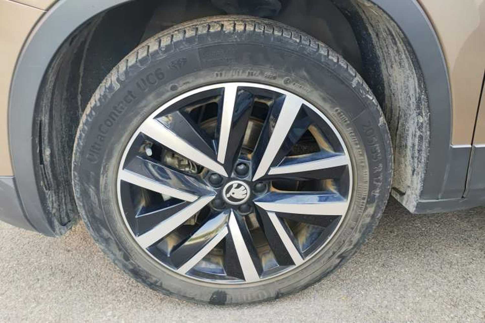 Used Skoda Kamiq 2020 1.5L Automatic Comfort Edition Left Front Wheel Hub